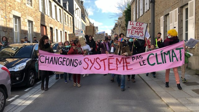 Avranches. 500 personnes pour la marche du siècle