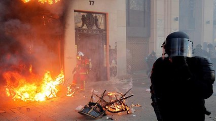 Vandalismo sem travões no protesto dos 'coletes amarelos'