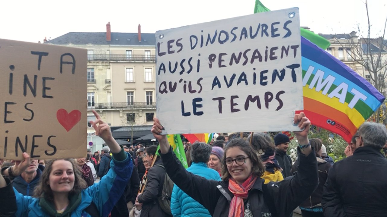 Slogans, musique... 2000 personnes à la Marche pour le climat