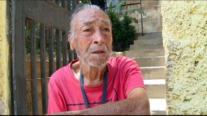 Venezuela crisis: Business reopen after blackout