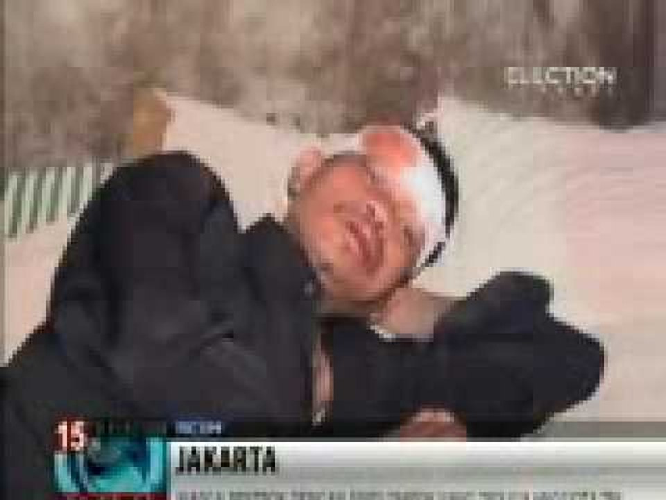 Warga Bentrok dengan Massa yang Diduga TNI