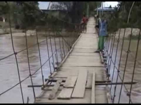 Terperosok di Jembatan, Bocah Ini Tenggelam di Sungai