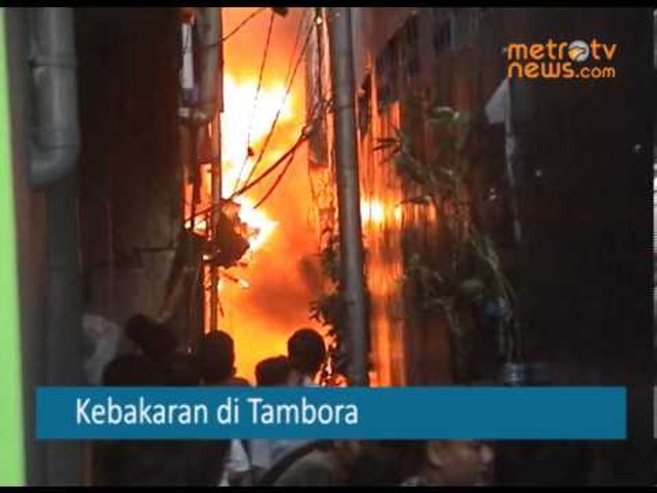 Belasan Rumah di Tambora Dilalap Api
