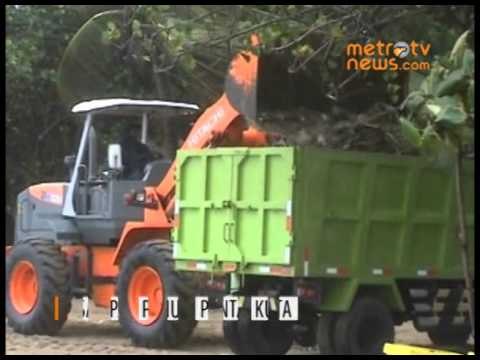 Pantai Kuta Kembali Diserbu Sampah Kiriman