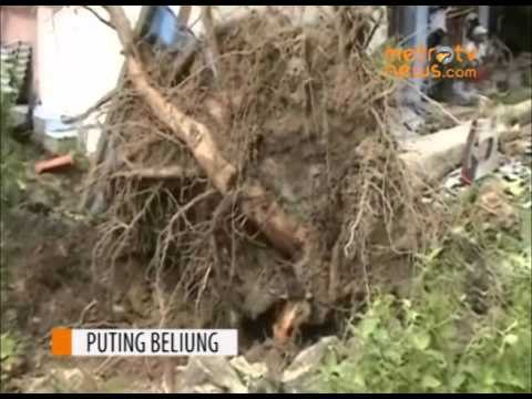 Terjangan Angin Puting Beliung di Pangandaran