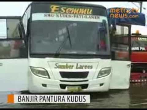 Enam Hari Terjebak Banjir Supir Stres