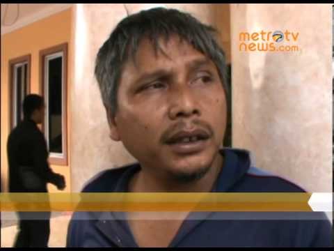 Suami Bacok Istri dan Enam Orang