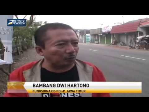 Puluhan Atribut Parpol Dirusak Pemuda