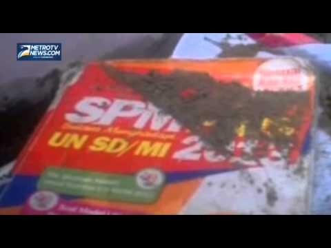 Puting Beliung Sapu Puluhan Rumah Warga di Tegal