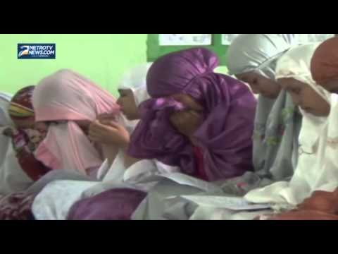 Jelang UN, Siswa dan Guru Gelar Doa Bersama