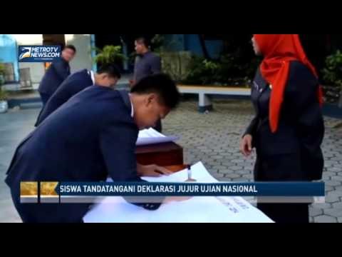 Siswa Tandatangani Deklarasi Jujur Ujian Nasional
