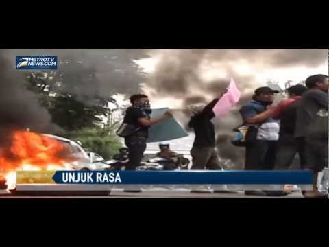 Warga Blokir Jalan Depan Kantor KPU Sumut