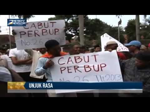 Unjuk Rasa Tokoh Agama Tuntut Perda Miras Dicabut