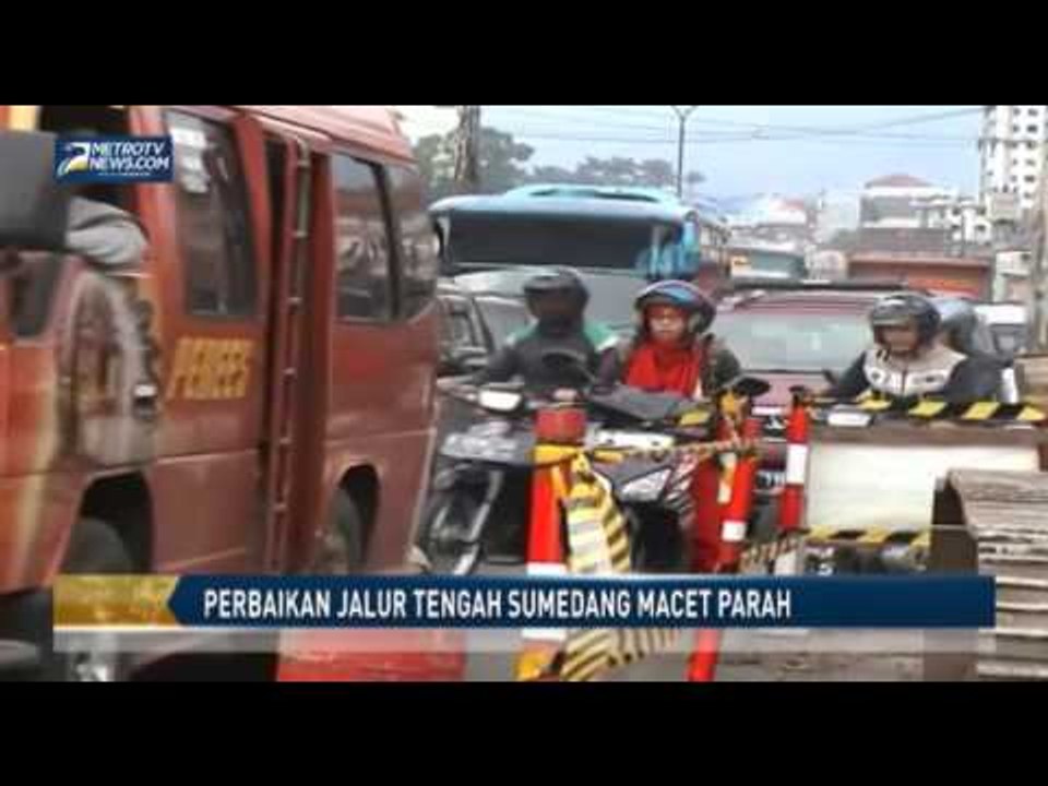 Perbaikan Jalur Tengah Sumedang Macet Parah