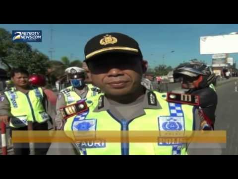 Jembatan Comal Amblas, Pantura Lumpuh Total