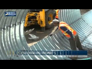 Descargar video: Perbaikan Jembatan Comal Terus Dikebut