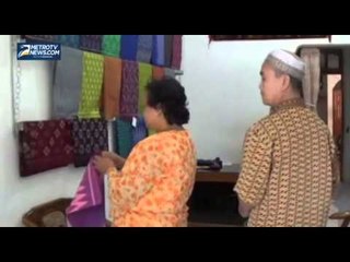 Jelang Lebaran, Permintaan Kain Tenun Ikat Melonjak