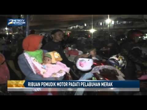 Ribuan Pemudik Motor Padati Pelabuhan Merak