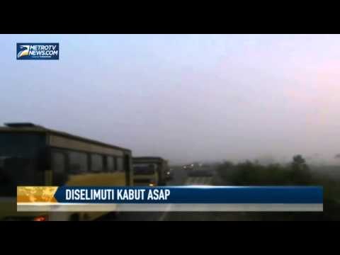 Kabut Asap Selimuti Jalan Lintas Timur Sumatra