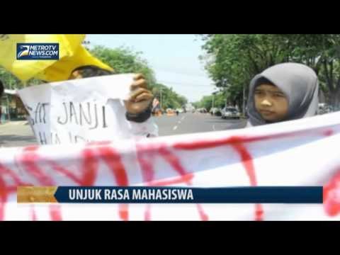 Pelantikan Anggota DPRD Sidoarjo Diwarnai Unjuk Rasa