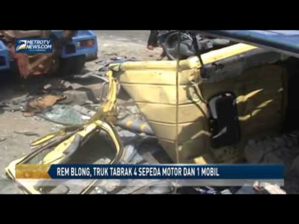 Rem Blong, Truk Tabrak 4 Sepeda Motor dan 1 Mobil