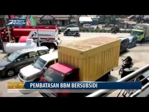 Antrean Panjang Kendaraan Masih Terjadi di Sejumlah SPBU di Sumedang