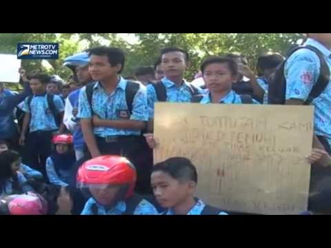 Kerap Arogan, Kepala Sekolah Didemo Ratusan Siswa