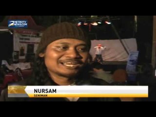 Seniman Gelar Aksi Treatikal Tolak Pilkada Tak Langsung