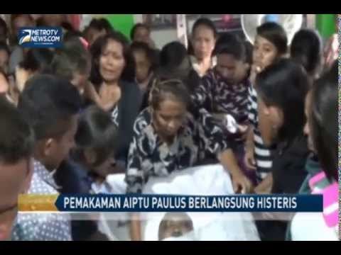 Isak Tangis Keluarga Iringi Pemakaman Aiptu Paulus