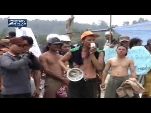 Ratusan Warga Unjuk Rasa Tuntut 30 Persen Kebun Plasma PT KAM