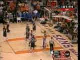 NBA BASKET BALL - Boris Diaw dunks on Nowitzki