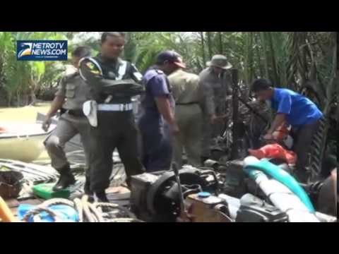 Petugas Tertibkan Tambang Timah Ilegal di Pangkal Pinang