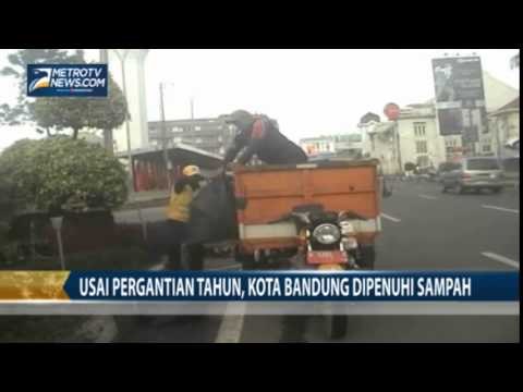 Usai Pergantian Tahun, Kota Bandung Dipenuhi Sampah