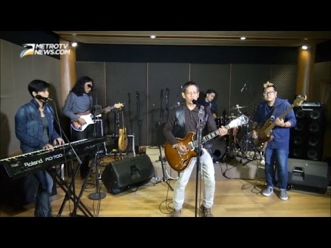 Kolaborasi Bapak Dan Anak Lahirkan Kembali Band Rock Legendaris