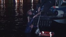Fatih'te Denize Atlayan Genci Deniz Polisi Kurtardı