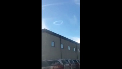 UFO caught make Trails in sky then Vanish