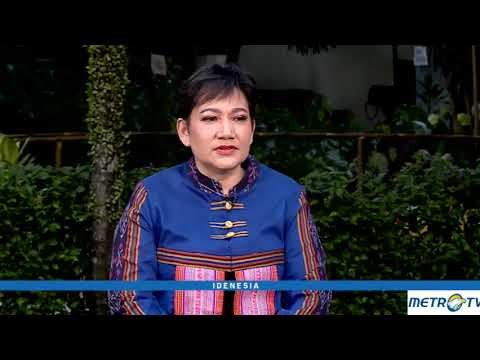 Idenesia - Tiarma Sirait Gabungkan Seni Kontemporer dan Fesyen