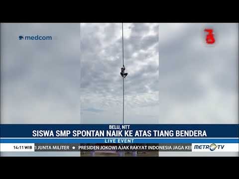 Terharu ! Siswa SMP Panjat Tiang Agar Merah Putih Berkibar di Perbatasan RI-Timor Leste