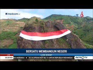 Bendera Raksasa Berhasil Dibentangkan di Batu Tumpang