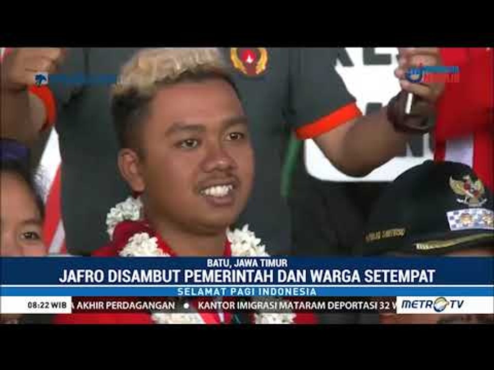 Pulang Kampung, Jafro Megawanto Disambut Meriah Warga Batu Malang
