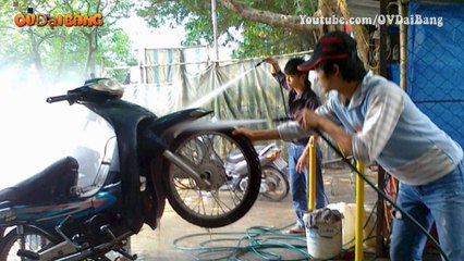 Nhân chứng kể phút cuồng loạn của gã thầy bói chém 4 người ở Nam Định