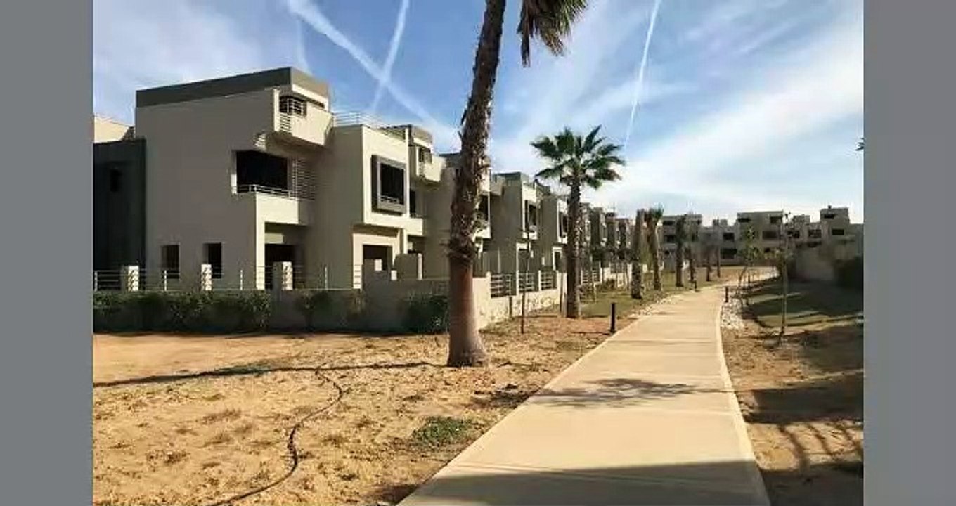 Townhouse for sale in palm hills extension with semi finished looking garde