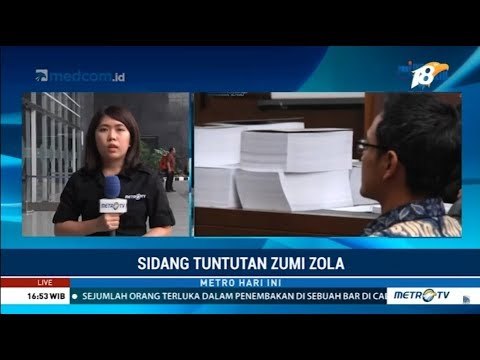 Zumi Zola Dituntut 8 Tahun Penjara