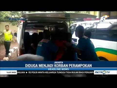 Keempat Jenazah Pembunuhan Satu Keluarga di Bekasi Tiba di RS Polri