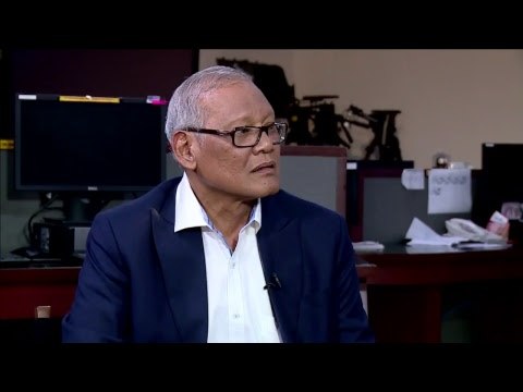 Live Chat Spesial HUT Metro TV Bersama Saur Hutabarat