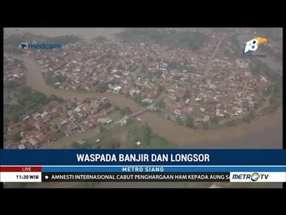 Ketinggian Banjir di Kampung Andir Bandung Capai 1 Meter