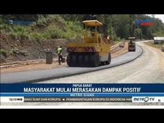 Jokowi Menggeber Pembangunan di Papua