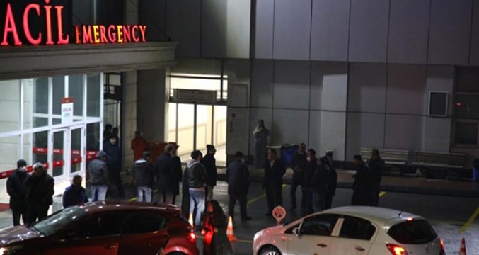 MHP İlçe Başkanının Eşi, Oğlunun Düğününde Bıçaklanarak Öldürüldü