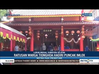 Mempercantik Kelenteng Jelang Imlek