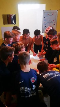 Cri de guerre des U15 1 après leur victoire face à la hunaudaye 4-2